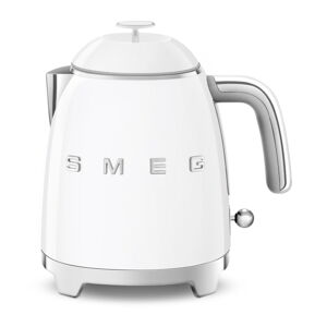 Biela rýchlovarná kanvica z nehrdzavejúcej ocele 800 ml Retro Style – SMEG