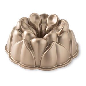 Forma na bábovku v medenej farbe Nordic Ware Magnolia, 2,4 l